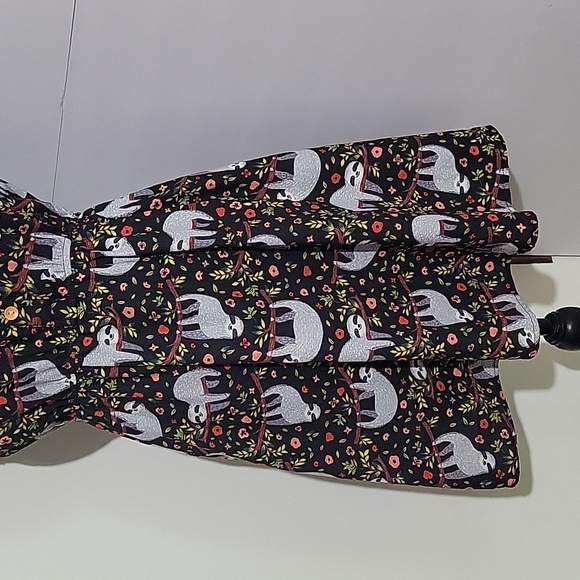 LaVie Lente Black Sloth Floral Print Collared Sleeveless Dress Size S/M - Picture 3 of 7